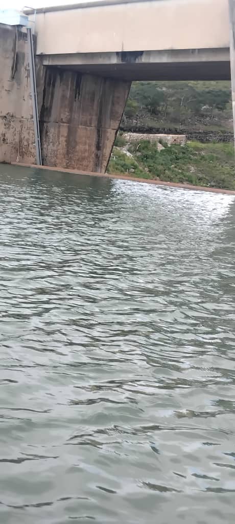 ZINWA (@zinwawater) on Twitter photo #BREAKING Lake Mutirikwi, Zimbabwe's second largest dam has started spilling.
<a href="/Marjorimunyonga/">marjorie munyonga</a>
<a href="/stanley_nazombe/">Stanley Nazombe</a>
<a href="/HeraldZimbabwe/">The Herald Zimbabwe</a>
<a href="/TellZimbabwe/">TellZim News</a>
<a href="/ChronicleZim/">The Chronicle</a>
<a href="/TheMirrorMsv/">The Mirror Masvingo</a>
<a href="/ZBCNewsonline/">ZBC News Online</a> #BREAKING Lake Mutirikwi, Zimbabwe's second largest dam has started spilling.
<a href="/Marjorimunyonga/">marjorie munyonga</a>
<a href="/stanley_nazombe/">Stanley Nazombe</a>
<a href="/HeraldZimbabwe/">The Herald Zimbabwe</a>
<a href="/TellZimbabwe/">TellZim News</a>
<a href="/ChronicleZim/">The Chronicle</a>
<a href="/TheMirrorMsv/">The Mirror Masvingo</a>
<a href="/ZBCNewsonline/">ZBC News Online</a>