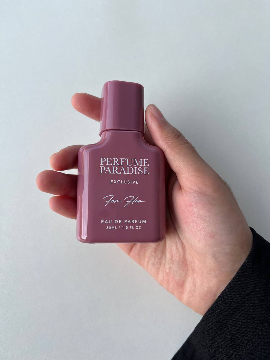 kyumadethings's tweet photo. my TOP 3 current perfume.

paradise wara - SO GOODD!! spray sekali pun dah cukup harum semerbak, tahan lama 

hi hey gonhsnon - bau bedak baby, sangat soft😭🫶🏻 

giorgio armani - harga keras sikit but worthyy, bau tak menyengat buat sakit hidung https://t.co/KN3jg4Yv2k