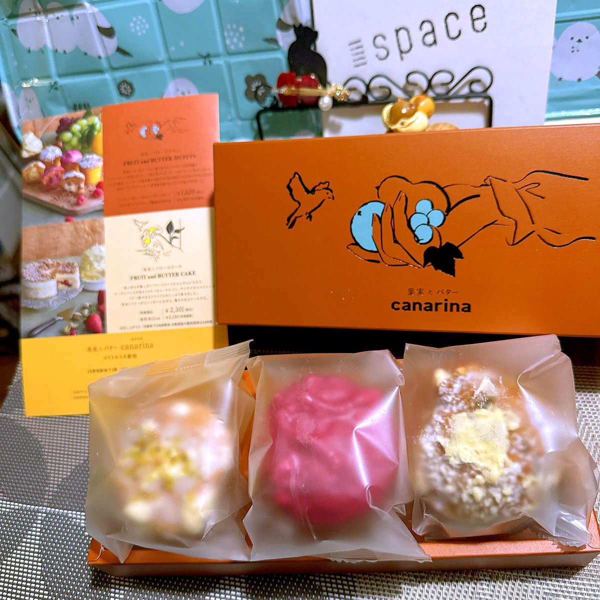 kyoyasaga's tweet image. #ベストオブクラシック
確かに整いすぎてる感はあるけれど、安心して聴ける安定感だな。
さて #アムールデュショコラ 戦利品の #canarina 果実とバターのマフィン、シトロン🍋を頂きます✨
保冷じゃないのに日持ちしないし。バターがスっと溶けちゃう🎶 生地もふわしっとり。
 #ネスプレッソ☕️