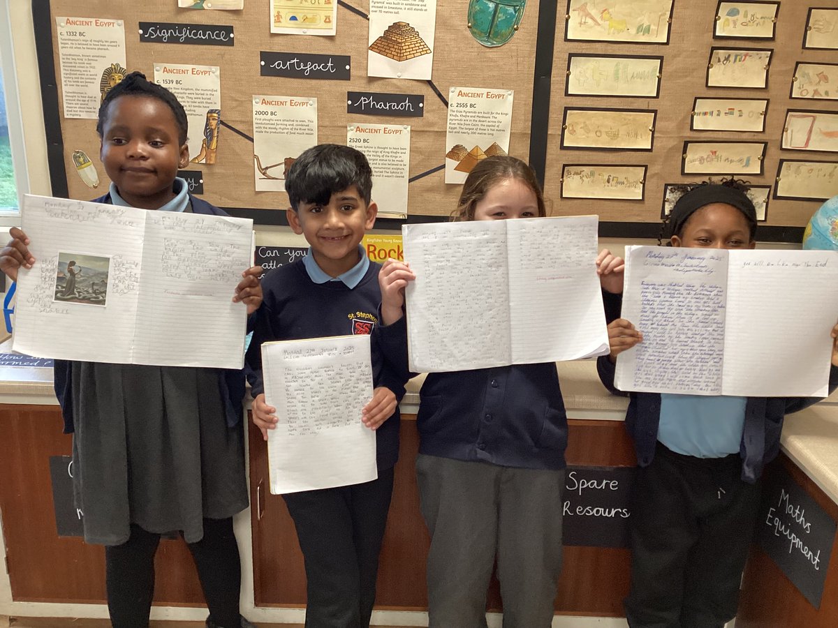 sss_year3's tweet photo. Year 3 love writing! Here are some more of our super star writers #ssswriting https://t.co/yWZy3Gmd2I