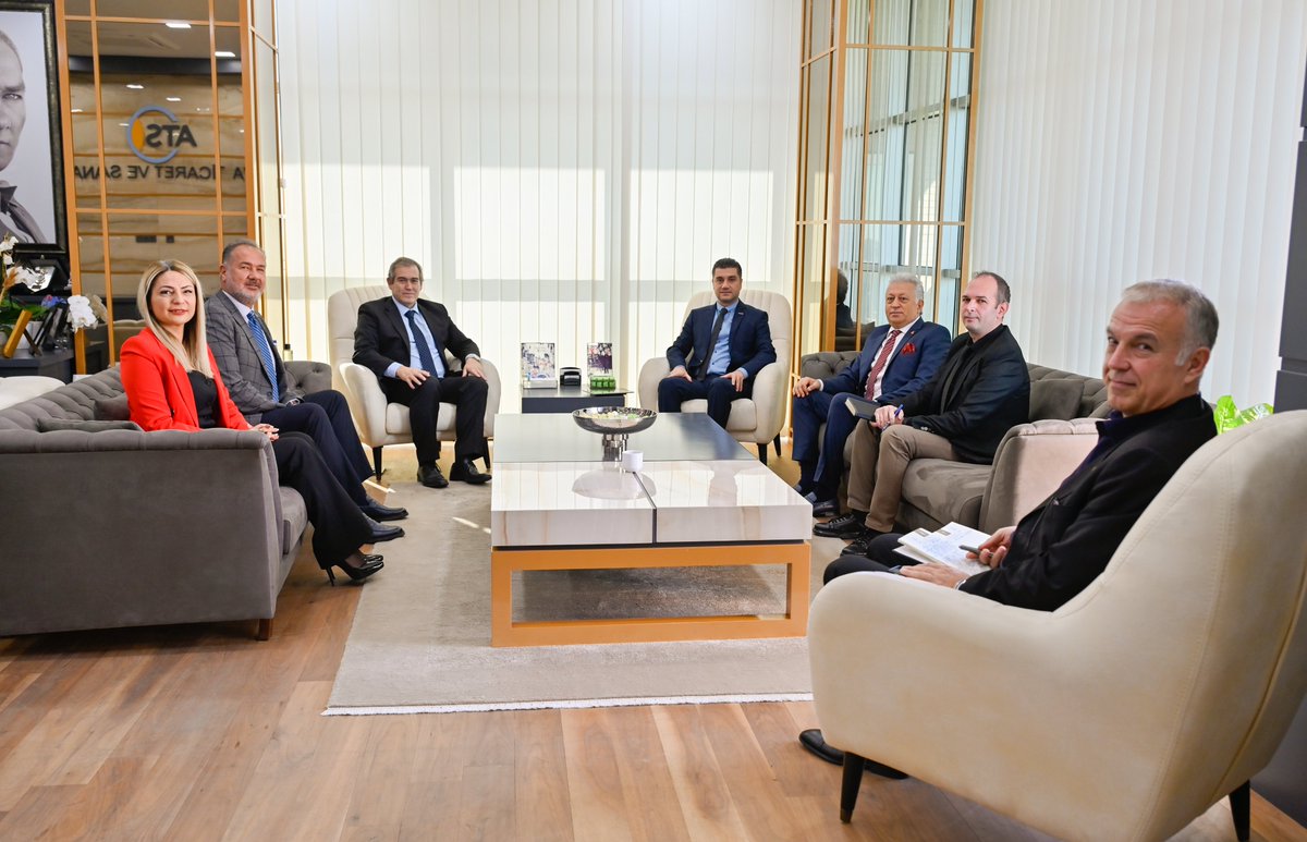AntalyaTSO's tweet photo. Yönetim Kurulu Başkanımız Yusuf Hacısüleyman, Dış Ekonomik İlişkiler Kurulu (DEİK) İş Konseyi Yürütme Kurulu Üyesi Hüsnü Alp ve CR Seramik Yönetim Kurulu Başkanı Cihan Örnek ile bir araya geldi. Görüşmede, Yönetim Kurulu Başkan Yardımcımız Hakan Pakalın ve Genel Sekreterimiz Av. Aslı Şahin Tekin de hazır bulundu. Toplantıda, DEİK/Türkiye-Özbekistan İş Konseyinin faaliyetleri kapsamında Türkiye ile Özbekistan arasında turizm ve tarım sektörlerinde iş birliği fırsatları değerlendirildi. Bu çerçevede, iş dünyasını bir araya getirecek bir toplantı düzenlenmesi konusu ele alındı. Başkan Yusuf Hacısüleyman, turizm ve tarımın Antalya ekonomisi için kritik öneme sahip iki sektör olduğunu vurgulayarak, Türkiye ile Özbekistan arasında bu alanlarda iş birliği fırsatlarının geliştirilmesine yönelik çalışmalara destek olmaya hazır olduklarını ifade etti.

@YHacisuleyman07 @bogachangoksu @HakanPakalin @MuratTOTOS @eczhaticeoz @huseyinsari_sar @KAPALIYOL @AhmetKasapoglu8 @aozgurkaragoz @behcetulker @aslisahintekin @TOBBiletisim @RHisarciklioglu @deikiletisim