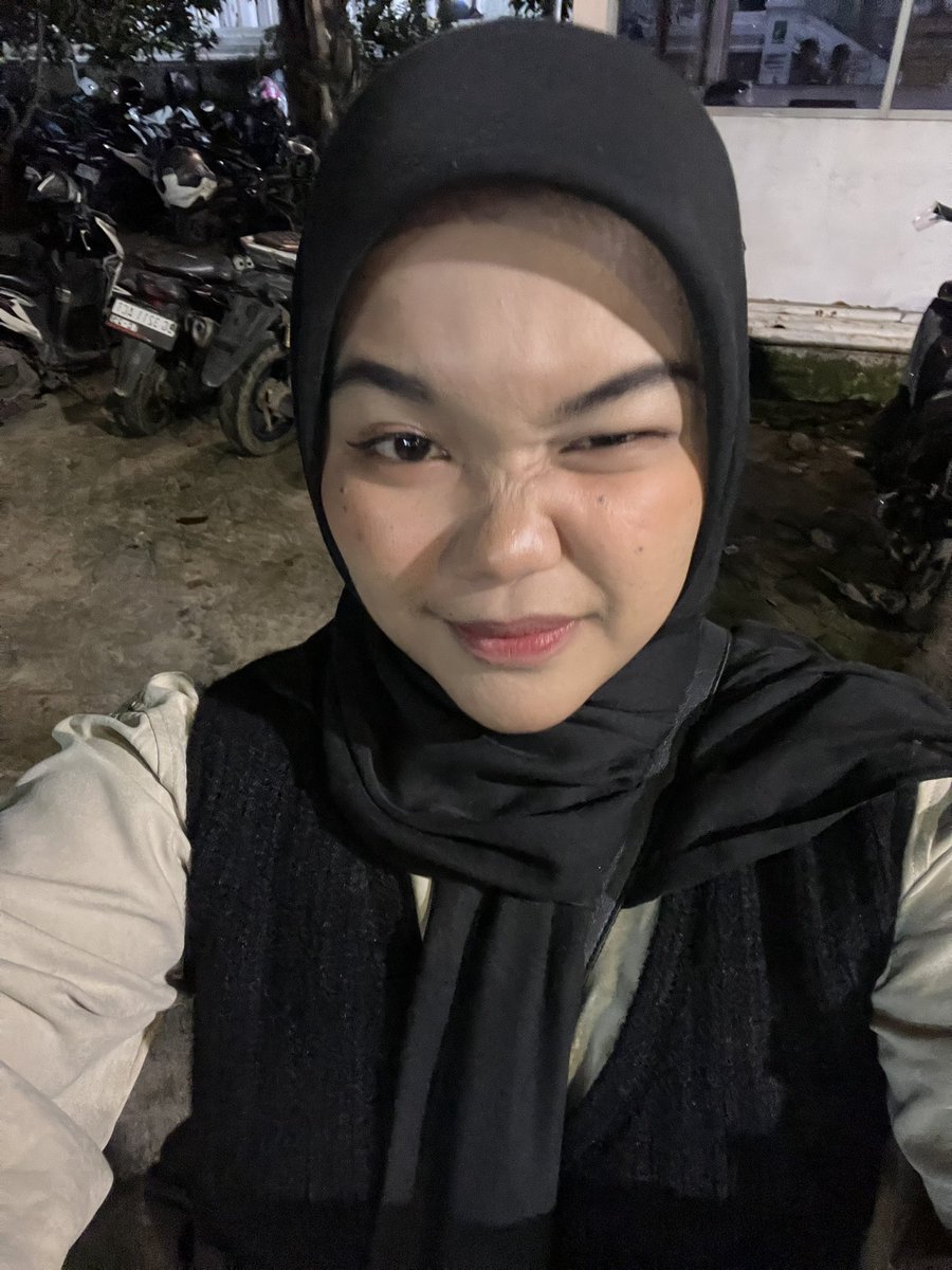 ais tweet media