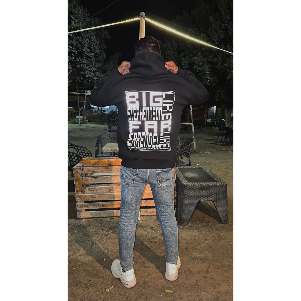 mabdo1458's tweet photo. One piece for the one piece 🖤
انا جي اقول اني صممت ال hoodie دا 
#first_edition https://t.co/bJiABLIGsO