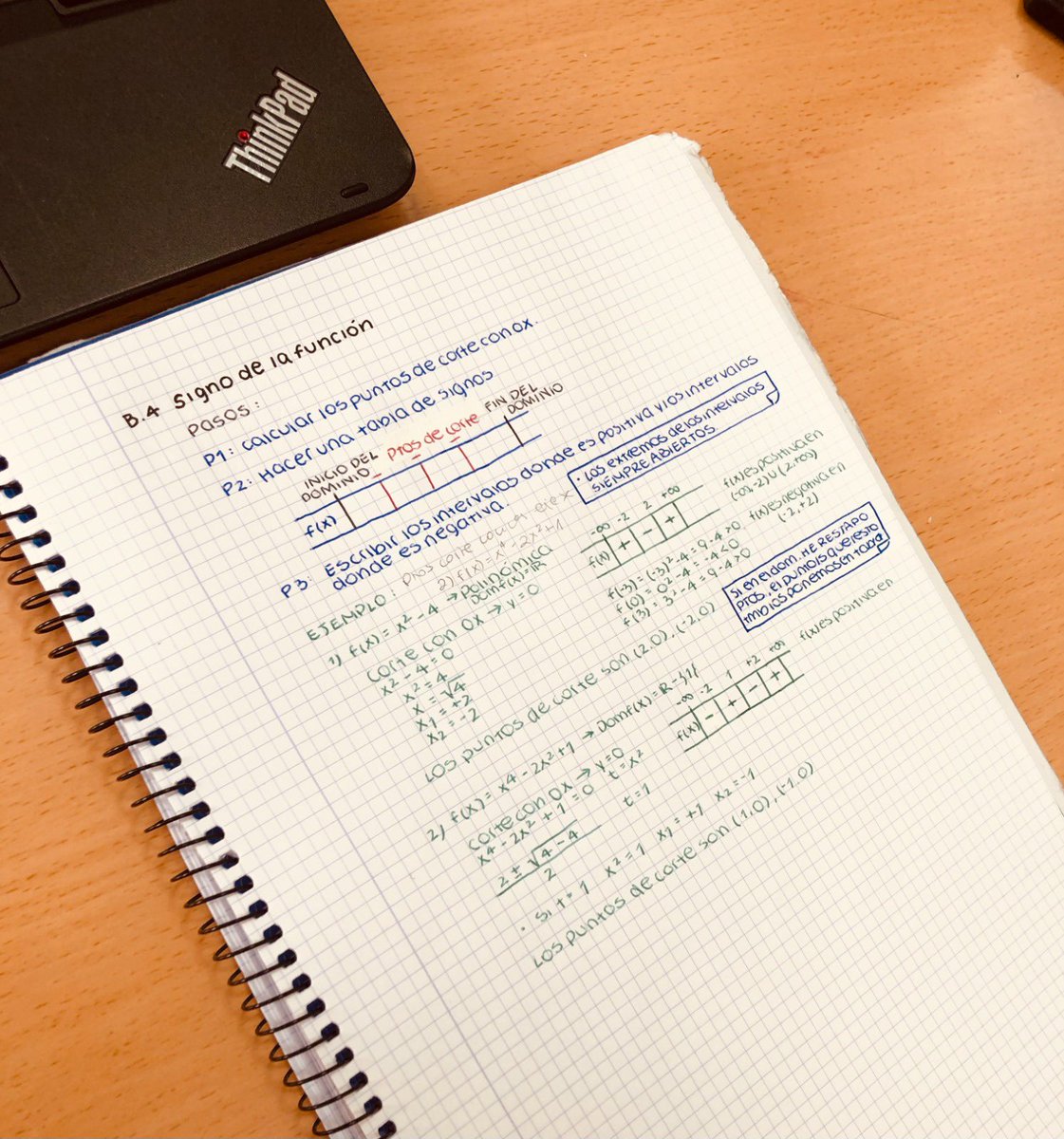 C_Penalvento's tweet photo. Los alumnos de 3º de ESO aprenden la importancia de trabajar de forma dual las materias. En Matemáticas utilizamos las nuevas tecnologías como soporte para verificar y visualizar los conceptos que previamente hemos aprendido y practicado en nuestro cuaderno. #Educare https://t.co/f9x0kTkxER