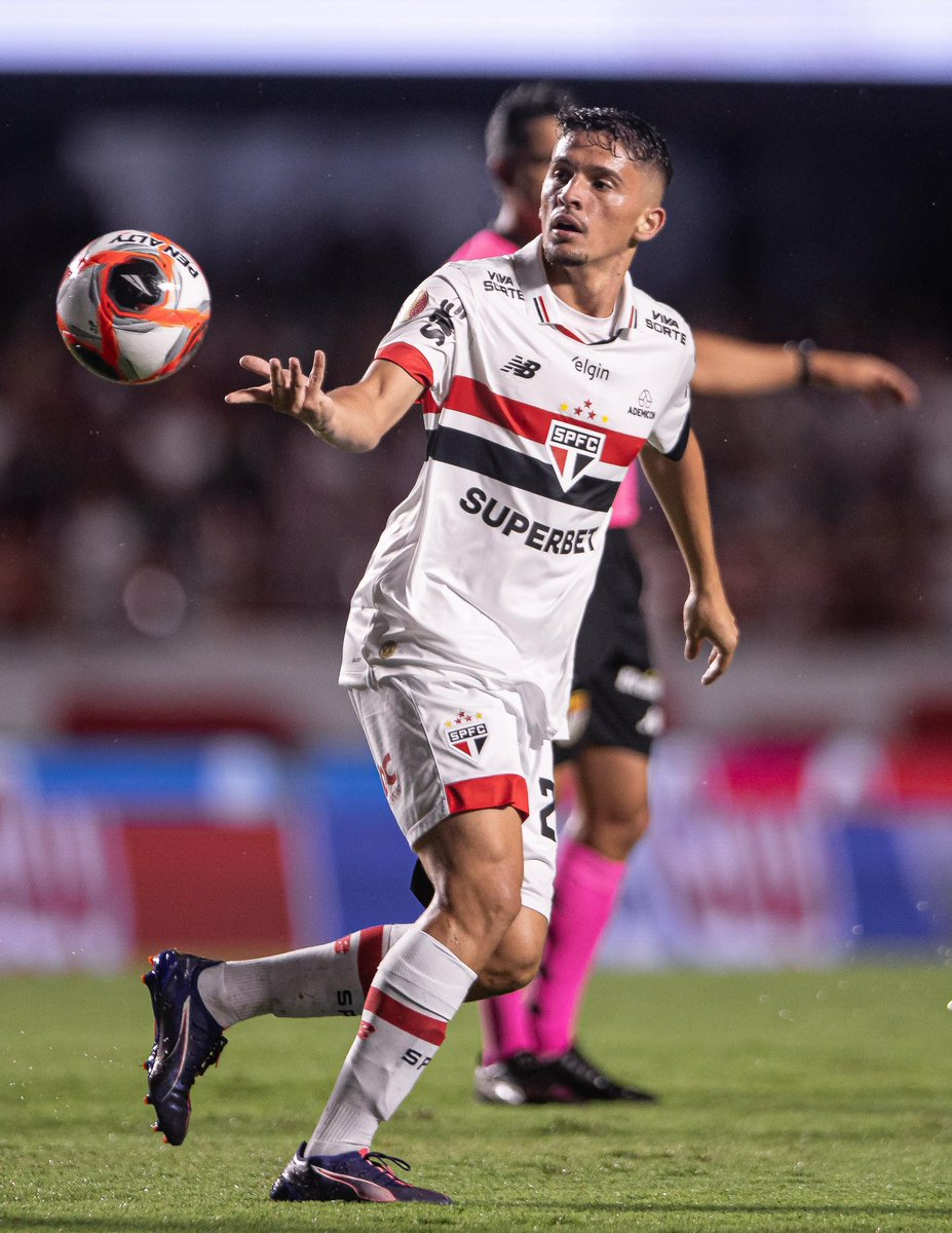 Bom dia, pessoal! Obrigado pelas mensagens! Que grande noite tivemos no Morumbis! Parabéns a todos!! Vamos <a href="/SaoPauloFC/">São Paulo FC</a> 🔴⚪️⚫️