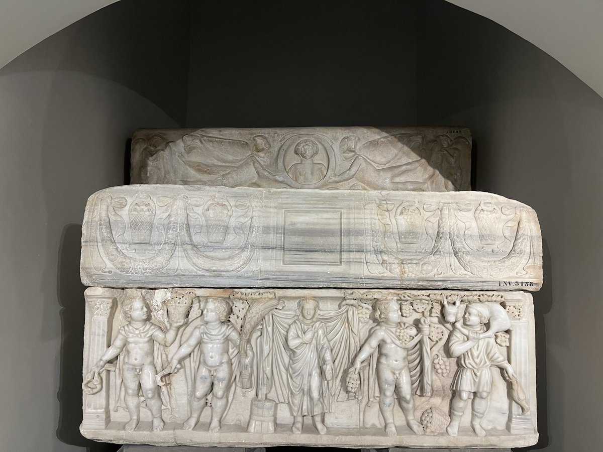 Zayani_moomen's tweet photo. #past #mesum #mesumviral #Tunisia #bardo #carthage #roman #mosaique https://t.co/U8EZU6pWMD