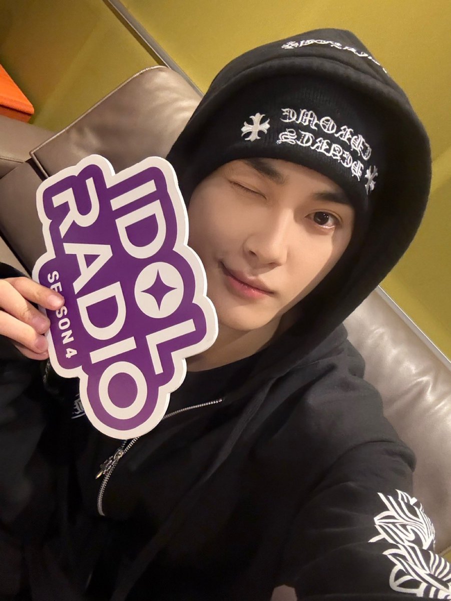 idolradiokorea's tweet photo. 아이돌 라디오4 #ep92_KickFlip 스트리밍 방송이 시작했습니다

📲 MBC RADIO 공식 Youtube 채널에서 라이브 스트리밍
https://t.co/C98KQ2arBZ

#MBC #IDOLRADIO #아이돌라디오 #THEBOYZ #더보이즈 #주학년 #KickFlip

@THEBOYZ_officl

@kickflip_jype https://t.co/orB5b02BQV