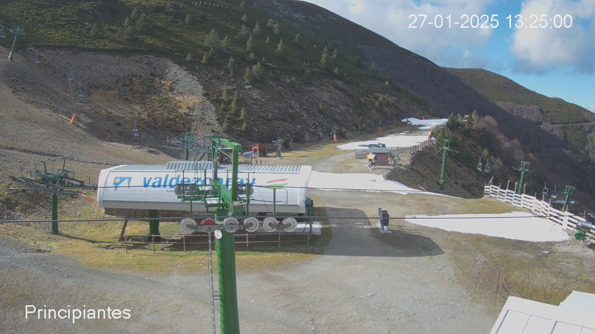 Con todos ustedes, Valdepiedras a 27 de enero.

Y en verano a "invertir" más de 6 millones del contribuyente riojano en el agujero negro de Valdezcaray. ¡Sí señores políticos, bravo! vuestro orgullo que no se corrompa 😝