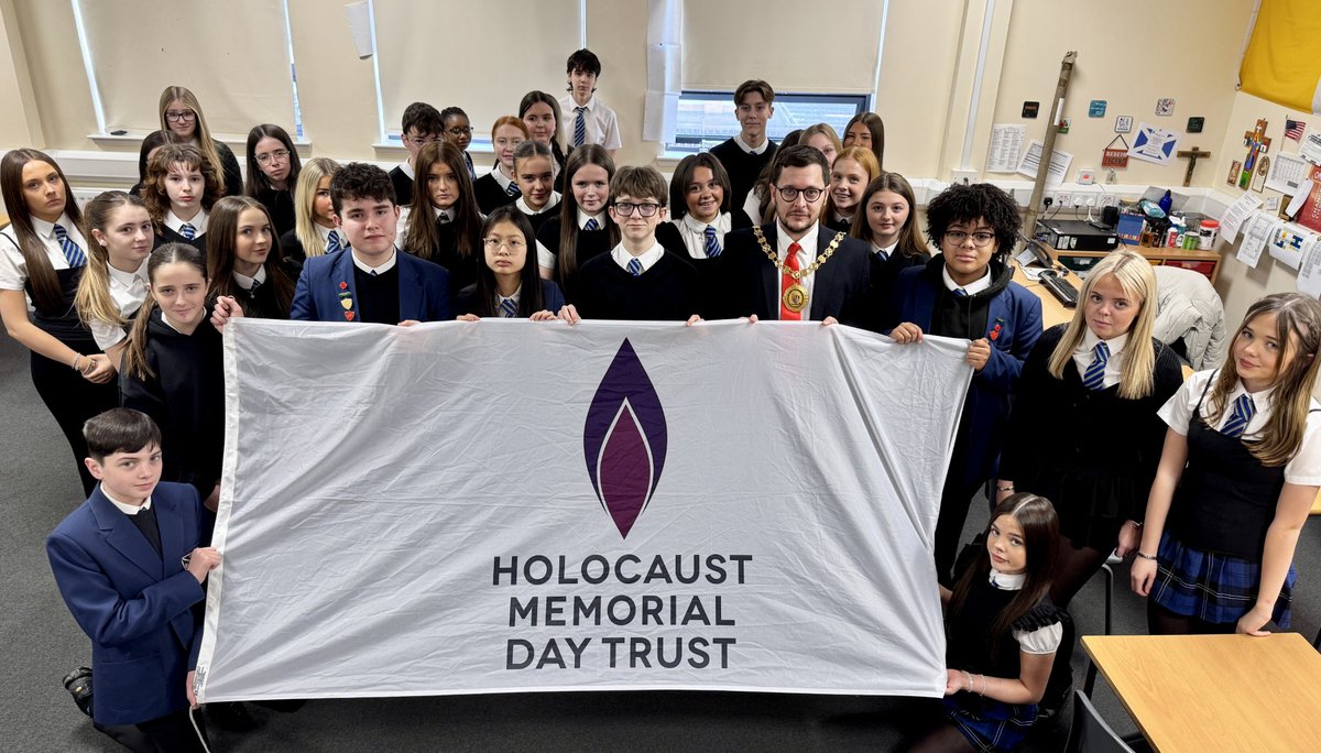 Today, on Holocaust Memorial Day, we remember the 80th anniversary of Auschwitz-Birkenau's liberation and 30 years since the Bosnian genocide. 

Provost Duffy visited <a href="/StAndrewsHS/">St Andrew's High</a>, where pupils  are learning from history to build a better future. 🕯️ #HMD2025