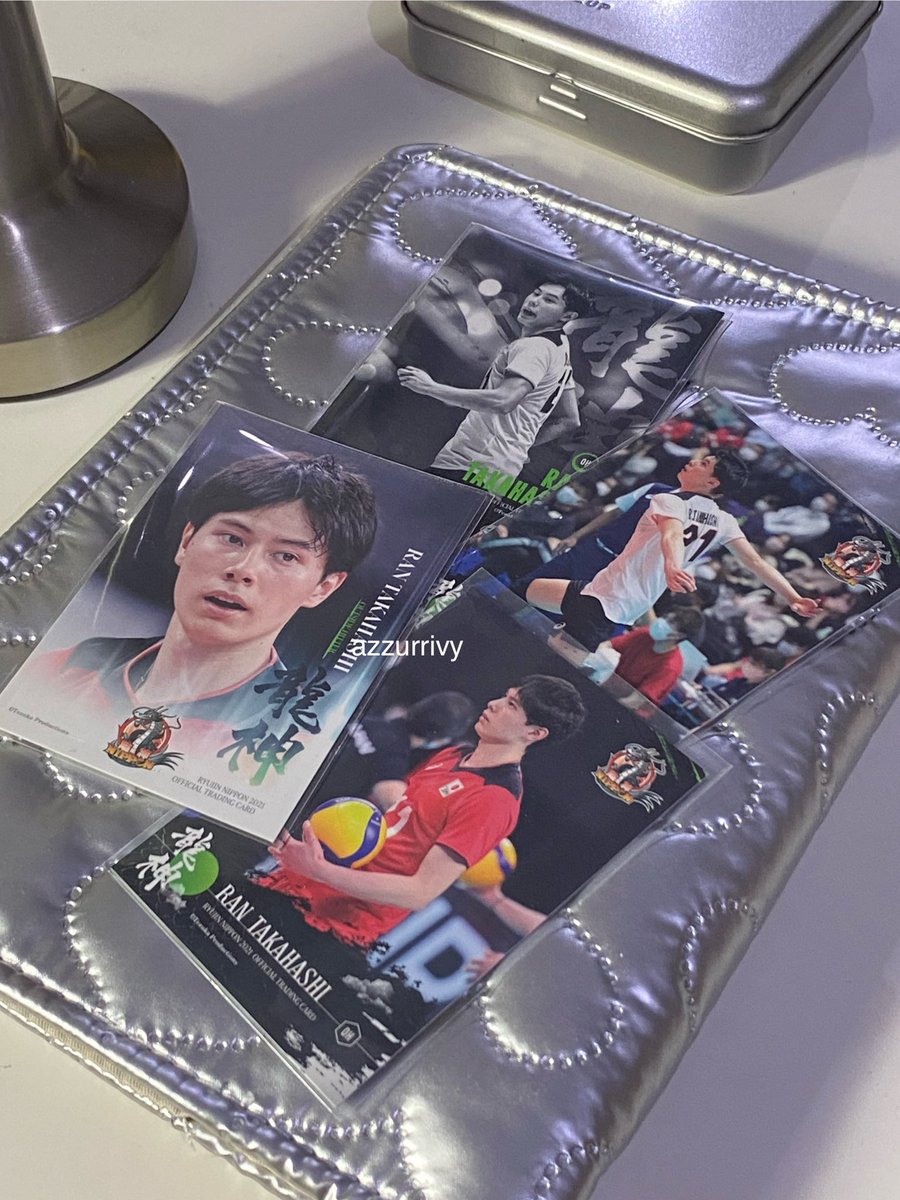 azzurrivy's tweet photo. INA ONLY giveaway! 🏐✨

prize:
❤️ NEXt volleyball vol 4 + tc yuki ishikawa &amp; masahiro yanagida
❤️ ran takahashi 2021 trading cards

rules:
- like &amp; RT (attach ss)
- optional! if u follow @podiumsitter u get 1 additional entry ^^
- reply which prize do u want! 🎁

close: 31/01 https://t.co/IYfFYcDZ9M