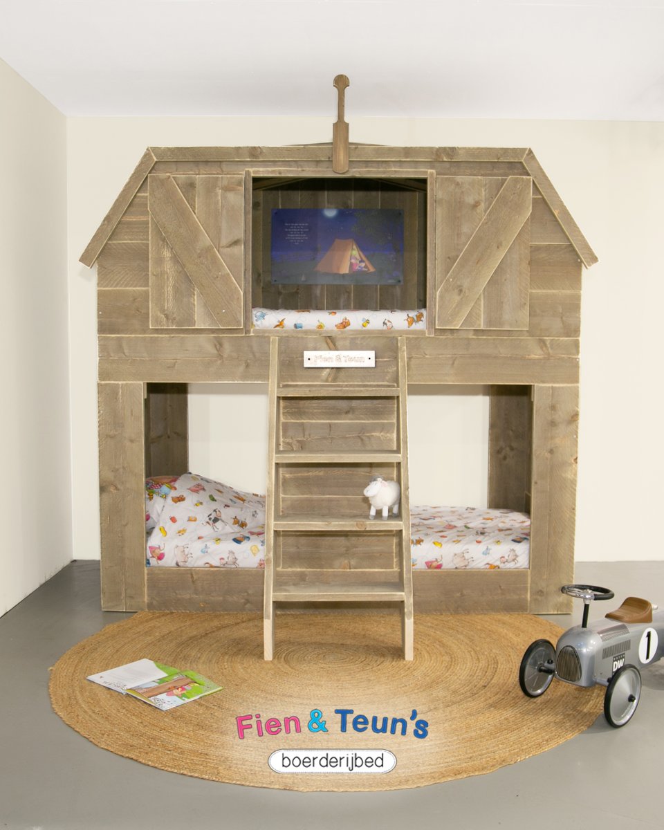 Fien en Teun’s Boerderijbed, wat een te gek stapelbed! Slapen, spelen, luieren of zelfs naar Fien en Teun kijken in je eigen slaapkamer. Alle info en meer foto's zijn te vinden op onze website.
dutchwood.nl/nl/bedden/boer…
#FienEnTeun #boerderijbed #stapelbed