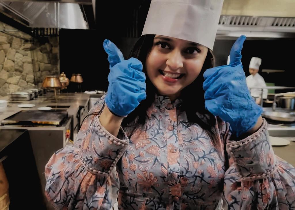 T_pyaar's tweet photo. All the best Tejudi❤️ @itsmetejasswi
MASTER CHEF WITH TEJASSWI

#TejasswiPrakash 
#CelebrityMasterChef https://t.co/o5bnkmfp4e