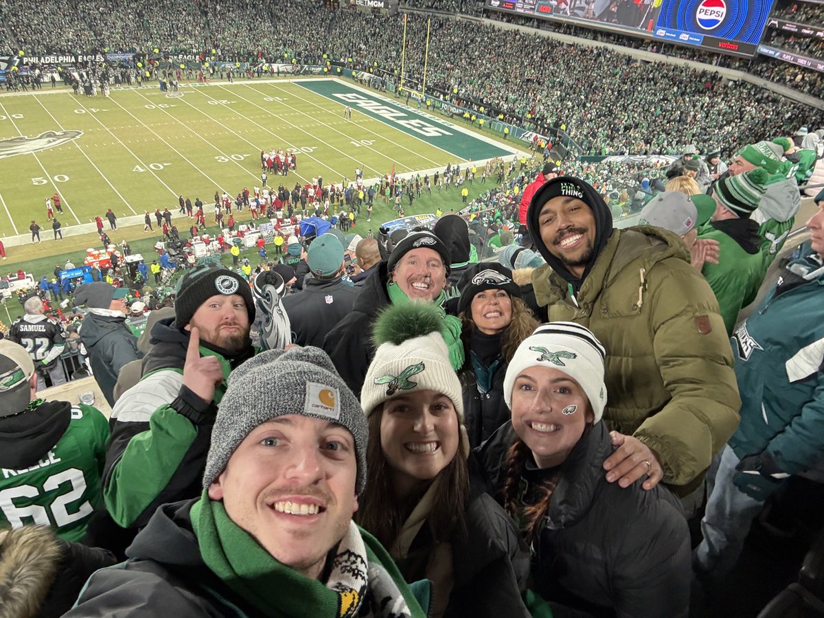 HobbsTowne's tweet photo. #FlyEaglesFly https://t.co/RaAx8FNBot