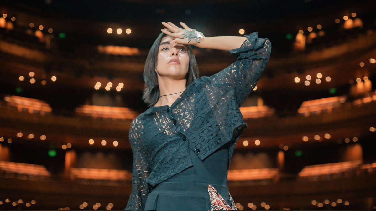 Lenintamayoqpop's tweet image. Q&apos;POP (Quechuapop) 🇵🇪 en concierto 
URPY en el 2022 cuando inicié el proyecto, me presente por primera vez en el @granteatronacional como invitado . Ahora hemos logramos avanzar a tal punto que ahora estaré dando MI PRIMER CONCIERTO 
Nos vemos este domingo 23 de Marzo #leninqpop