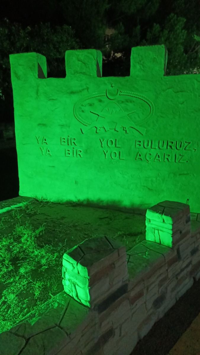 Aesthetic1War's tweet photo. Ya bir yol buluruz
Ya bir yol açarız https://t.co/Z0TlPsATYf