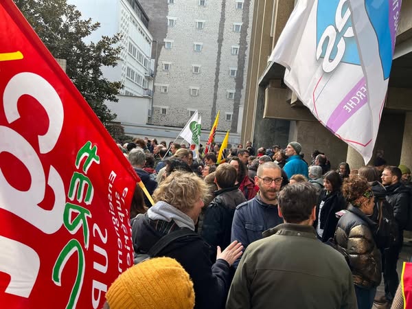 Rassemblement  devant le siège du CNRS à l’appel de toutes les organisations  syndicales contre les Key labs CNRS et pour des moyens pour l’ESR  public!