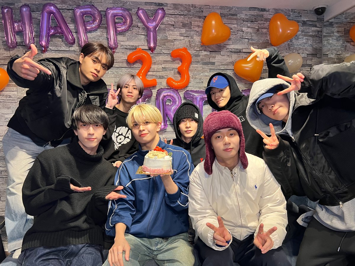 OCTPATHofficial's tweet photo. Happy Birthday 🎂
#KOHEI

2025.1.27
#HappyKoheiDay

#栗田航兵
#OCTPATH #THme https://t.co/TrTW6MlQK0