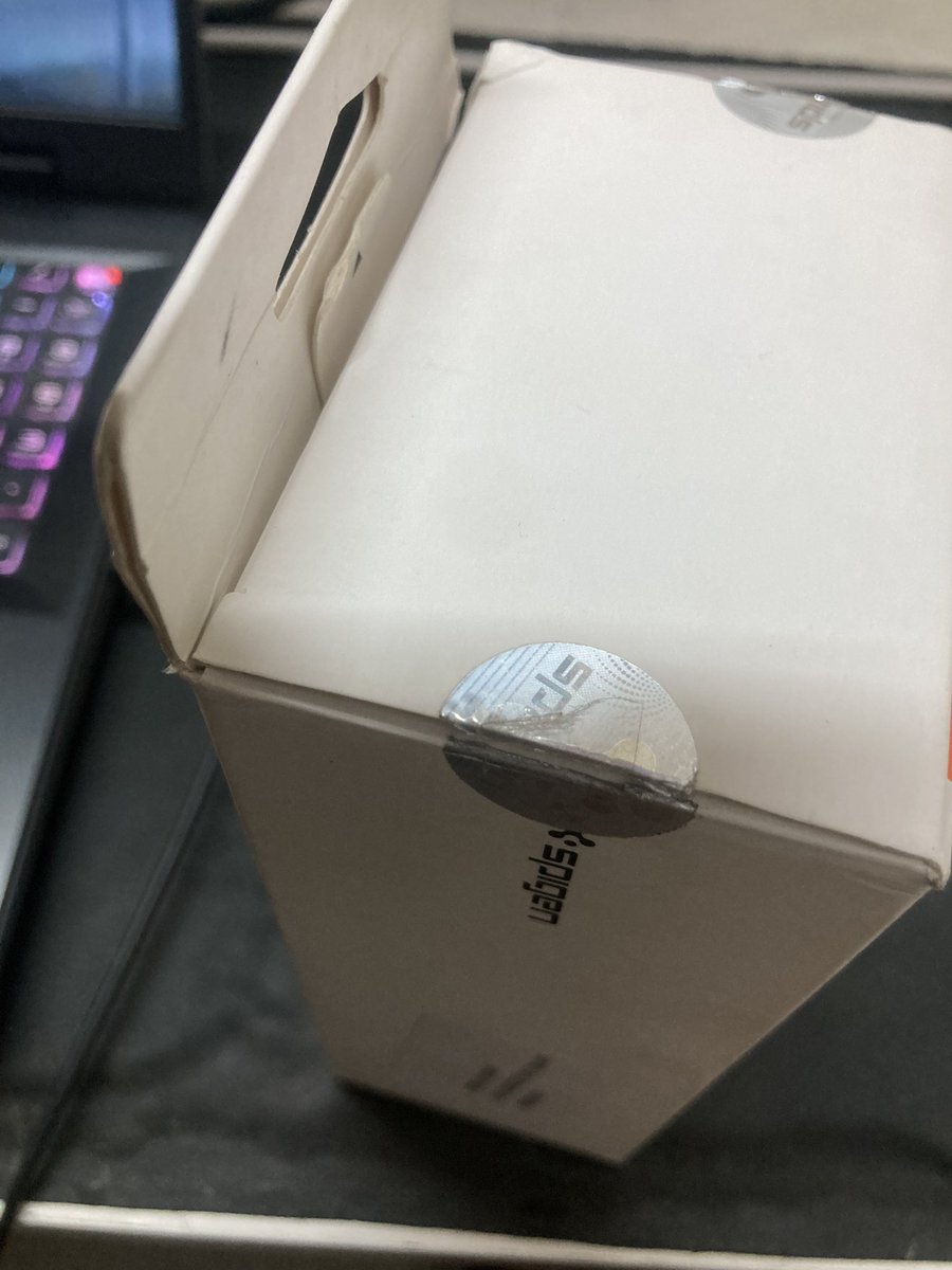 __Yash_Gupta__'s tweet photo. @amazonIN Amazon’s service is infuriating. 25 days, 30+ calls, and nothing but lies. Even with proof of a tampered package, they won’t refund or replace. I have recordings of their fault, yet they’re backing off. Unacceptable behavior! #AmazonFaud https://t.co/fCvi36g3kg