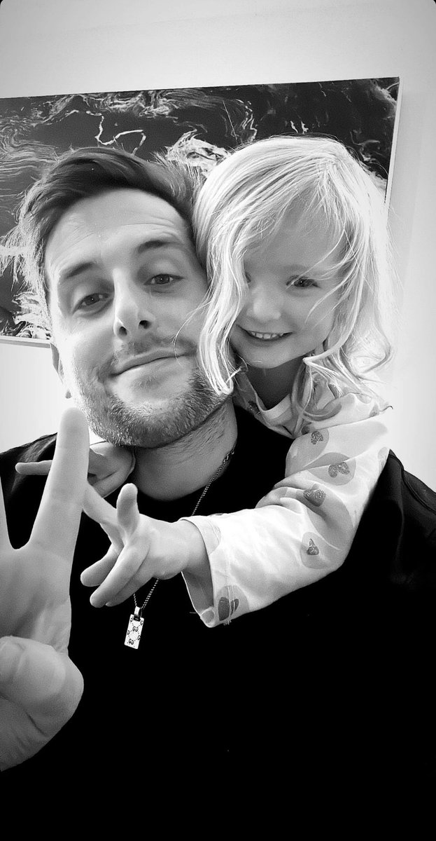 WalkerHebborn's tweet photo. You want to know the real reason I locked my funds up for 4 years with @MagicEden &amp; $ME

For my daughter, locking it up in something I believe that will do well over the years so she doesn’t have to worry. 

Life is great, but I want to make sure hers is even better. 

2028 👀🚀 https://t.co/gHPoIK9vzL