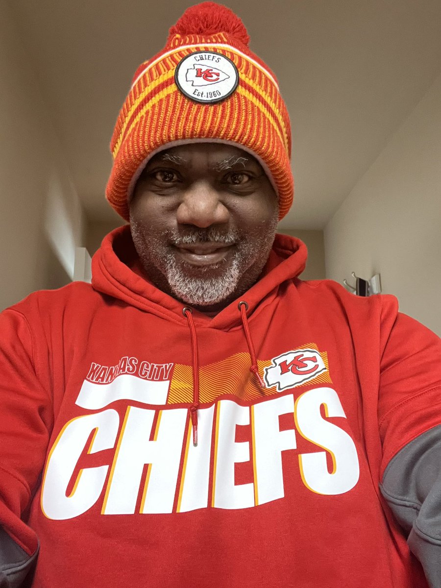 Coach Kenny Ray tweet media