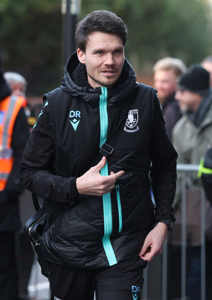 domhowson's tweet image. RE Stuart Armstrong to #SWFC talk, strengthening central midfield is definitely not the priority in the final week of the transfer window.

Additions are desperately needed at centre back and in attack. Major surgery to midfield can wait until the summer. 🦉⚽️