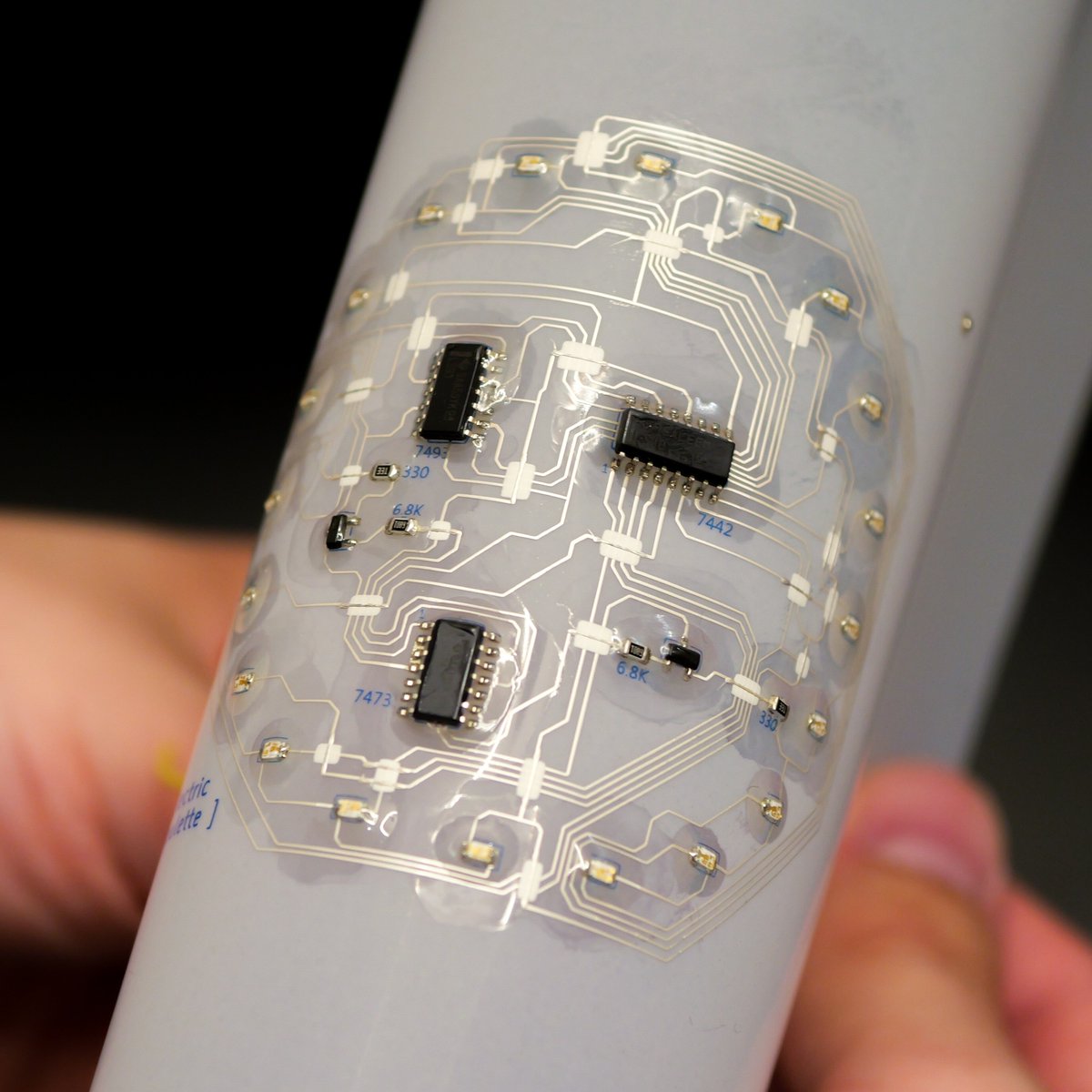voltera_io's tweet image. We took a design for an LED roulette circuit for a rigid FR4 board and adapted it for a flexible PET substrate.

Learn how we made the circuit: hubs.ly/Q032-G_C0

#Voltera #PrintedElectronics #FlexCircuit #LED @WevolverApp