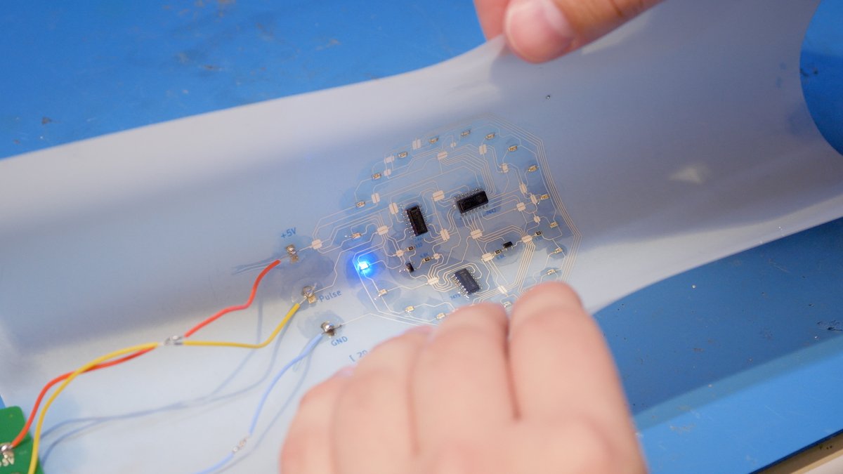 voltera_io's tweet image. We took a design for an LED roulette circuit for a rigid FR4 board and adapted it for a flexible PET substrate.

Learn how we made the circuit: hubs.ly/Q032-G_C0

#Voltera #PrintedElectronics #FlexCircuit #LED @WevolverApp