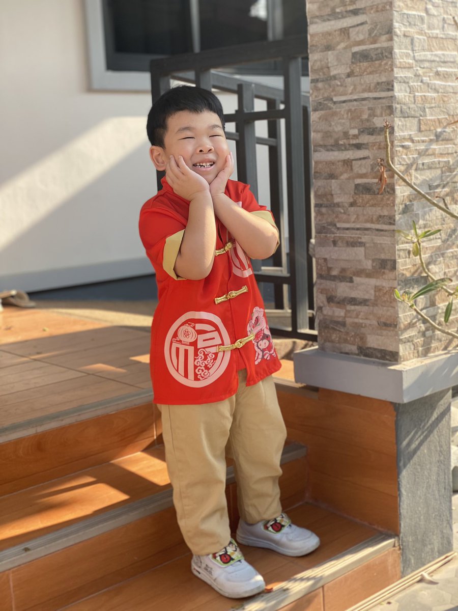 Au_I's tweet photo. 🧧 ต��ุษจีน ตรุษใจ คร้าบ ☺️ https://t.co/s611iOEuFk