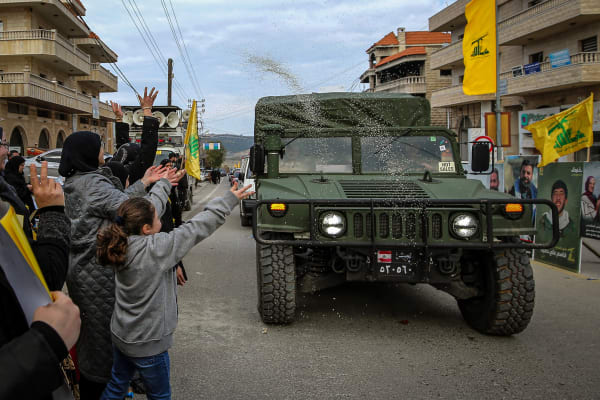 all_israel_news's tweet photo. Dozens of Lebanese army officers leak intelligence to Hezbollah, warn terrorists of IDF raids โ report https://t.co/B8YHjmXgFi
#Israel #Lebanon #Hezbollah #IDF #LebaneseArmy #MiddleEast #IntelligenceLeak #Terrorism #NorthernFront https://t.co/2Yf3yDfAPR