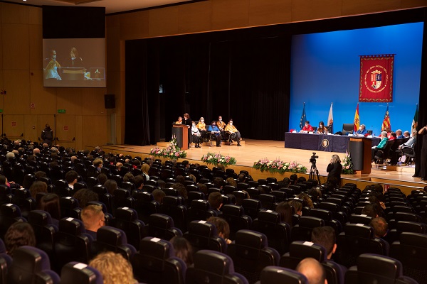 La Universitat d’Alacant celebra aquest dimarts la festivitat de Sant Tomàs d’Aquino🤩

Durant l’acte acadèmic es lliuraran 135 premis extraordinaris

L’acte començarà a les 12.00 hores al Paranimf de la Facultat de Dret

Més informació: web.ua.es/va/actualidad-…

#Alicante #UA