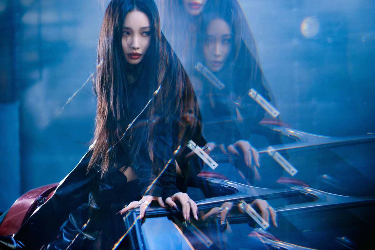 ChunghaSpain's tweet photo. 250125 #CHUNGHA publica las fotos oficiales para su EP “Alivio” #4 

📀 12/05 10AM (hora peninsular) 

#CHUNGHA #청하
#청하_Alivio #Alivio https://t.co/qQ18L9otXT