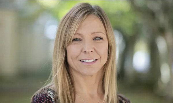 A man has been charged with murder of a 'much loved' nurse lecturer

Family, friends and colleagues have expressed their sadness, disbelief and anger in tributes over the death of Claire Chick, who leaves behind two children and five grandchildren.

rcni.com/nursing-standa…