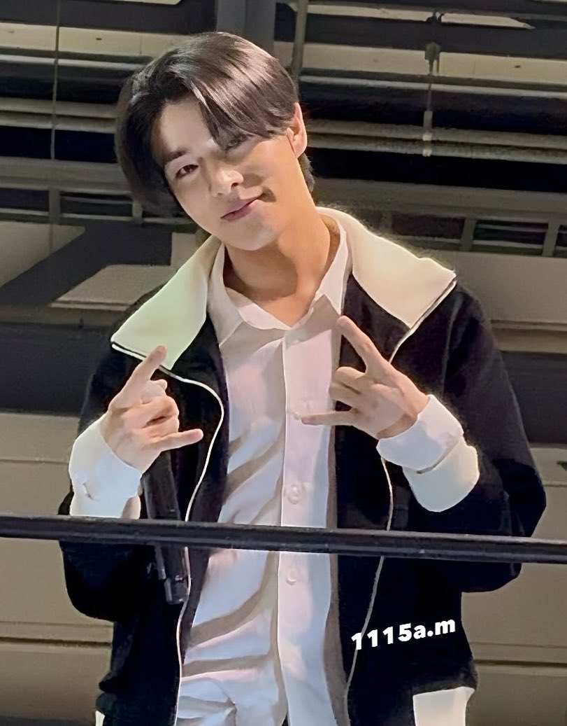 สิ่งที่แพ้ คือรอยยิ้มของเธออะพี่ตี๋ฝรั่งของนุ 💔