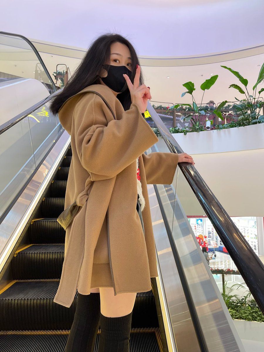 117jun_jun's tweet image. 新年好
逛街吃吃喝喝