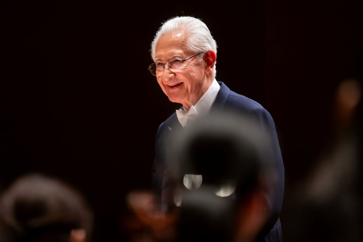 Tokyo_Symphony's tweet photo. 【訃報】東京交響楽団 桂冠指揮者 秋山和慶氏　逝去

生前の秋山和慶氏の東京交響楽団およびクラシック音楽界への多大なる貢献に対し、心からの感謝とともに深い哀悼の意を表します。

https://t.co/arjcH8Oj5X https://t.co/AnMTrygBXH