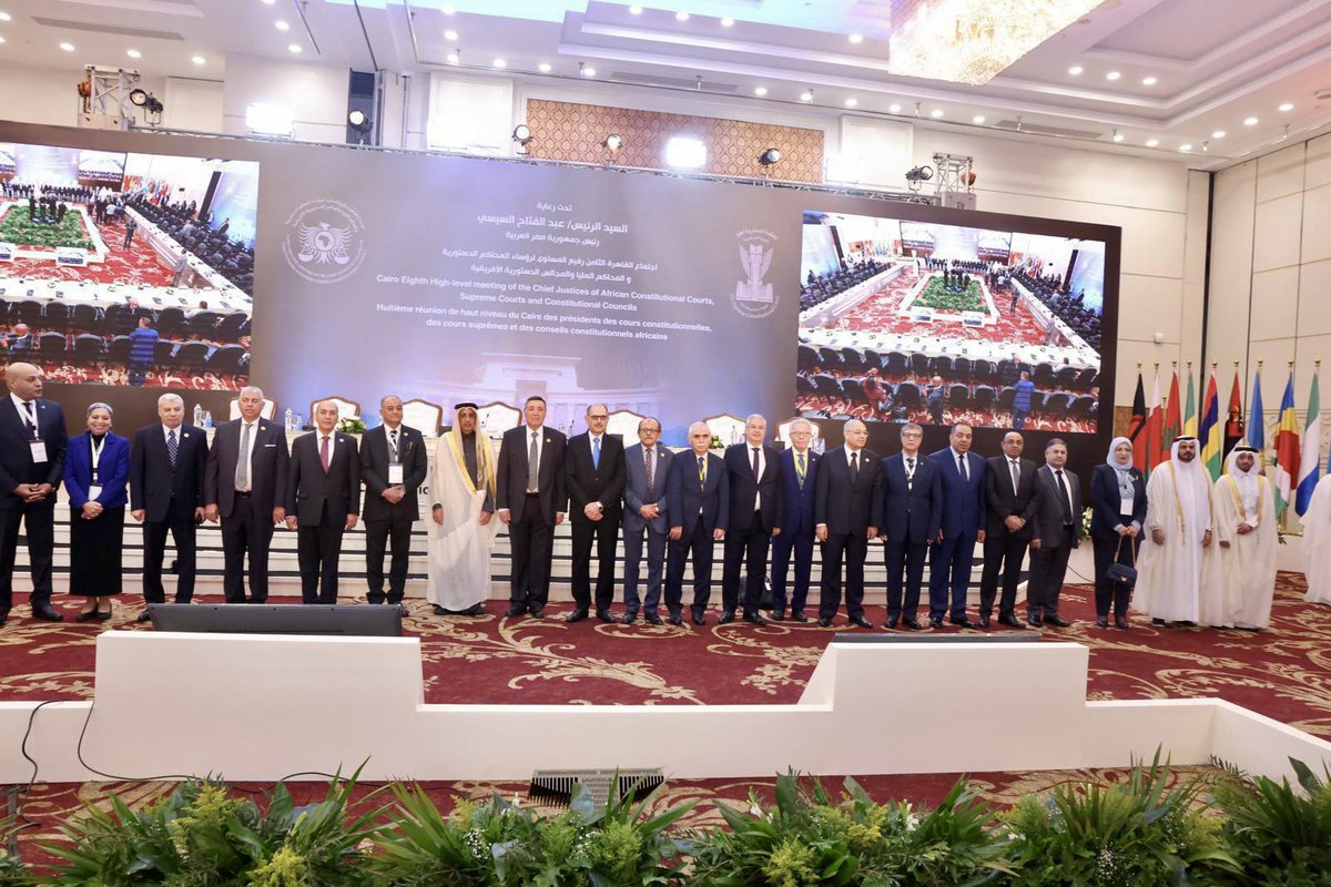 sjcgovqa's tweet photo. سعادة الدكتور حسن بن لحدان الحسن المهندي رئيس المجلس الأعلى للقضاء رئيس محكمة التمييز يترأس وفد دولة قطر المشارك في اجتماع القاهرة الثامن لرؤساء المحاكم الدستورية والمحاكم العليا والمجالس الدستورية الإفريقية بجمهورية مصر العربية، خلال الفترة 27 - 28 يناير 2025.

#المجلس_الأعلى_للقضاء