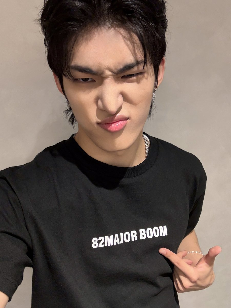 [#찬이러그]
82MAJOR💥 in 🇯🇵!!! 🫶🏻🫶🏻🫶🏻

#82MAJOR #82메이저 #에이티투메이저
#윤예찬 #YOONYECHAN