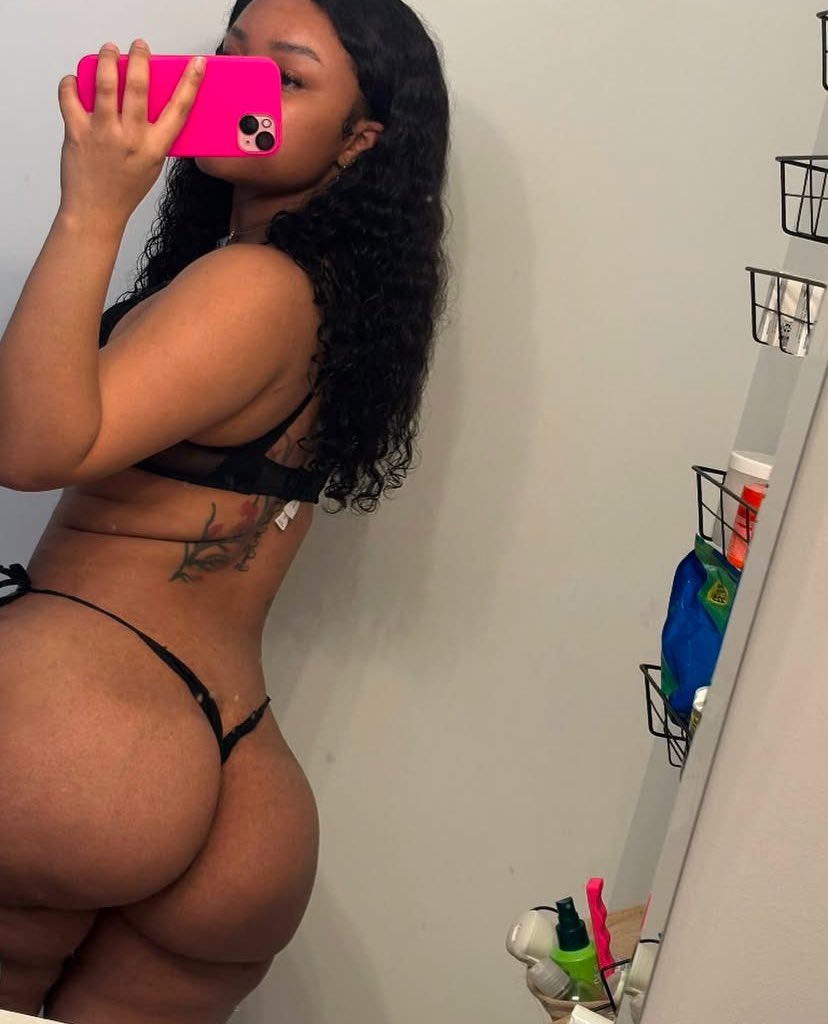 _Stormiiiy's tweet photo. 🍑 https://t.co/wqICj6HTCR