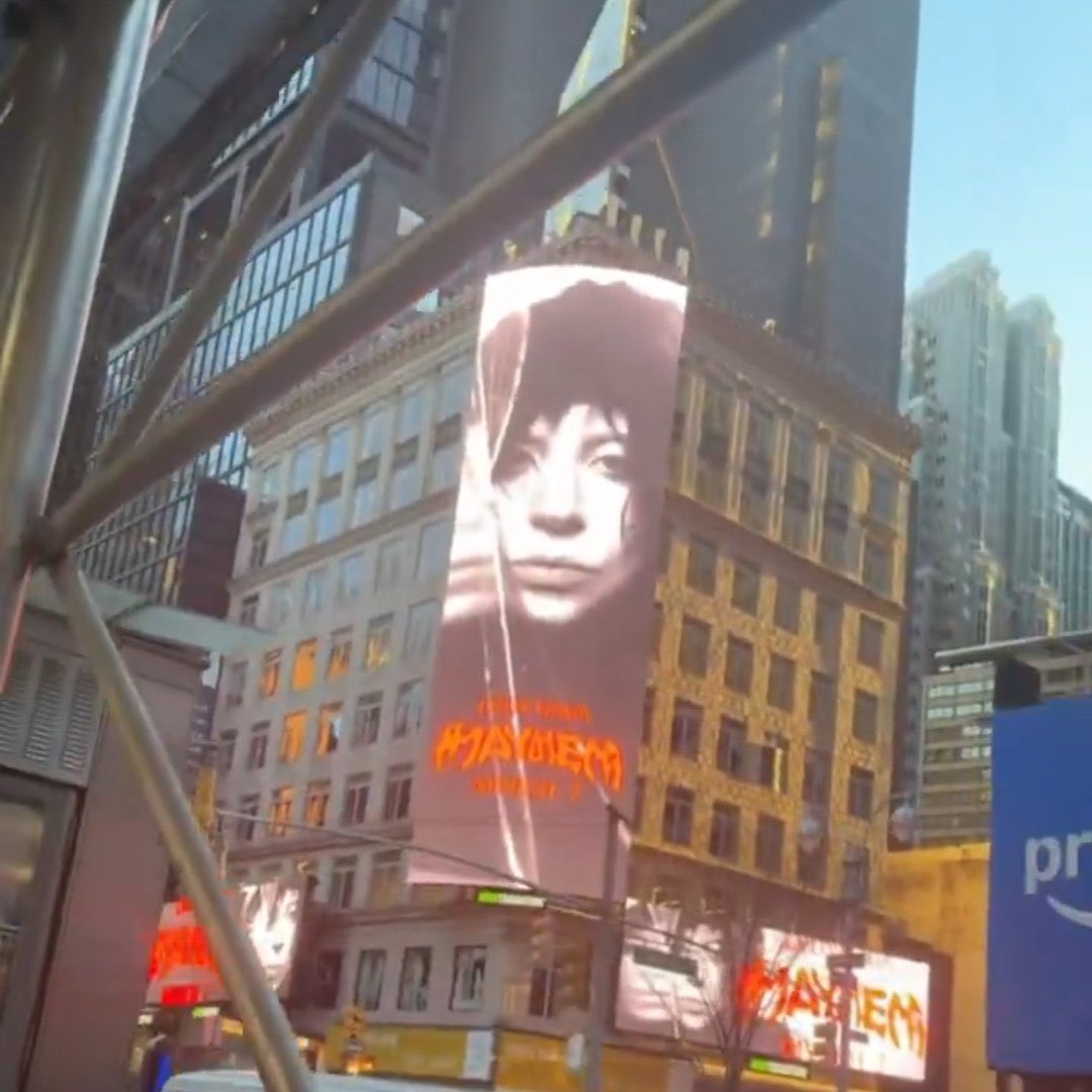 🔴 Lady Gaga annonce sur Times Square la sortie de son nouvel album « Mayhem » pour le 7 mars 2025.
RDV à 17h sur ladygaga.com pour plus d’informations.