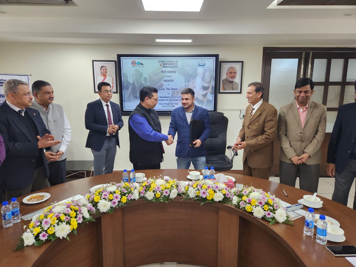 ioclpunjab's tweet photo. @ioclpunjab MoA was exchanged by ED&amp;SH, Sh.Jitendra Kumar with Mr.Saif,founder,Save the Quest (NGO) for a unique CSR initiative-development of Tech Platforms for differently abled &amp; provide Scribe., in presence of ED&amp;SH,Sh. Ashutosh Gupta and all HoDs
@IndianOilcl 
@DirMktg_iocl https://t.co/2o3PDJH883