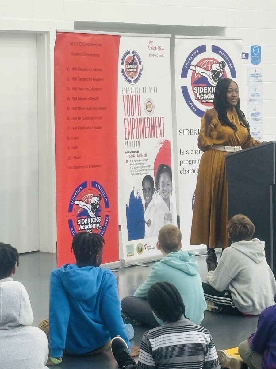 Mshinda Brown (@brownmshinda) on Twitter photo State Senator Natalie Murdock came by Murray-Massenburg today during clubs to read to our students. What a treat! <a href="/AKAFerrell_EdD/">Dr. Kimberly Ferrell</a> <a href="/DPSStuEquity/">DPS Equity, Student Engagement & Opportunity</a> State Senator Natalie Murdock came by Murray-Massenburg today during clubs to read to our students. What a treat! <a href="/AKAFerrell_EdD/">Dr. Kimberly Ferrell</a> <a href="/DPSStuEquity/">DPS Equity, Student Engagement & Opportunity</a>