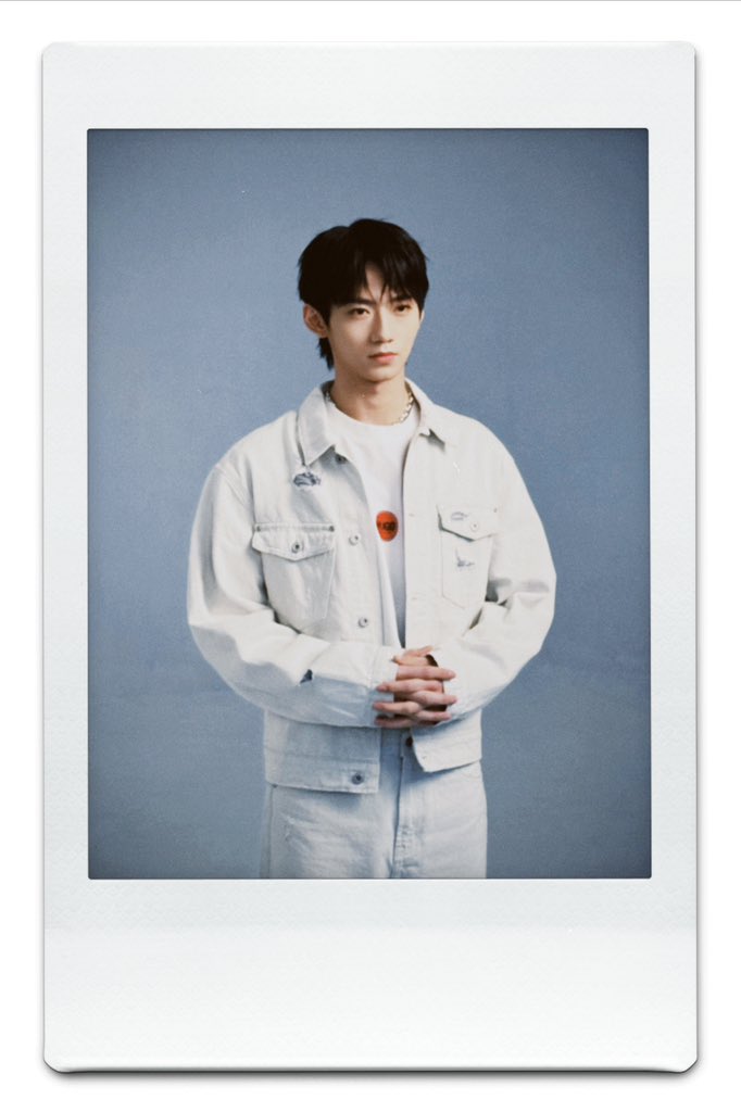 POLARIX1228's tweet photo. Take a polaroid🖼️ #POLARIX #ZAI #YANGDONGHWA #LEEDAEUL https://t.co/hjAylP4tSi