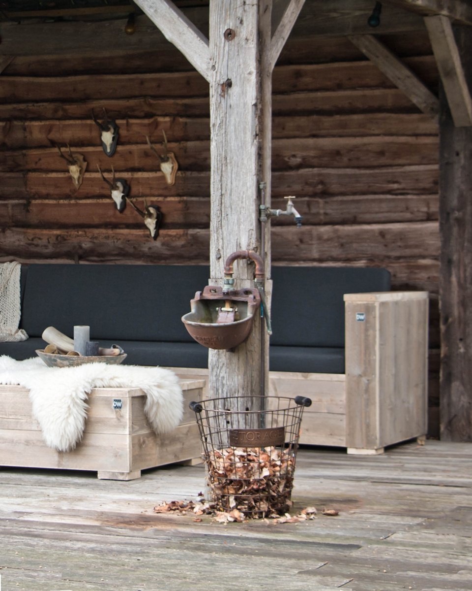 Deze Hoekbank is op voorraad! Afmetingen 250x300 (of andersom) incl. antraciet kussens, bezorgen en monteren voor €1000 ipv €1390!
dutchwood.nl/nl/sale/hoekba…
#hoekbank #loungebank #sale