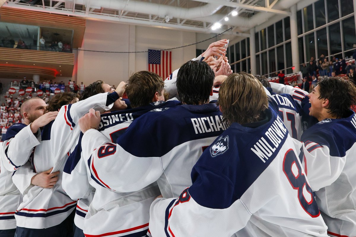 UConnHuskies's tweet photo. The State Champs return to Hartford this Saturday!

🆚 Providence
🗓 Saturday, Feb. 1
🕞 3:30 p.m.
📍 XL Center
🎟 https://t.co/GKYlmfNnZ5 https://t.co/PdVIzJtLg1