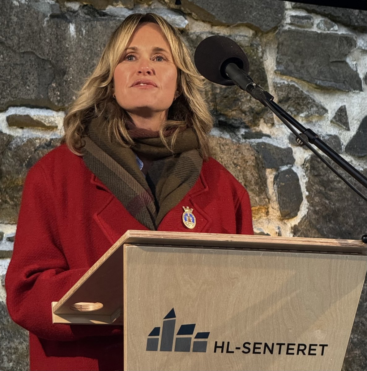 CzechEmbassyNO's tweet image. National Commemoration of Holocaust at the Akershus Fortress quay in memory of the deported Jews of Norway. Thank you @HLsenteret for keeping their memory alive and to the Mayor of Oslo Mrs. Anne Lindboe for a powerful message. 

#WeRememder #HolocaustRemembranceDay