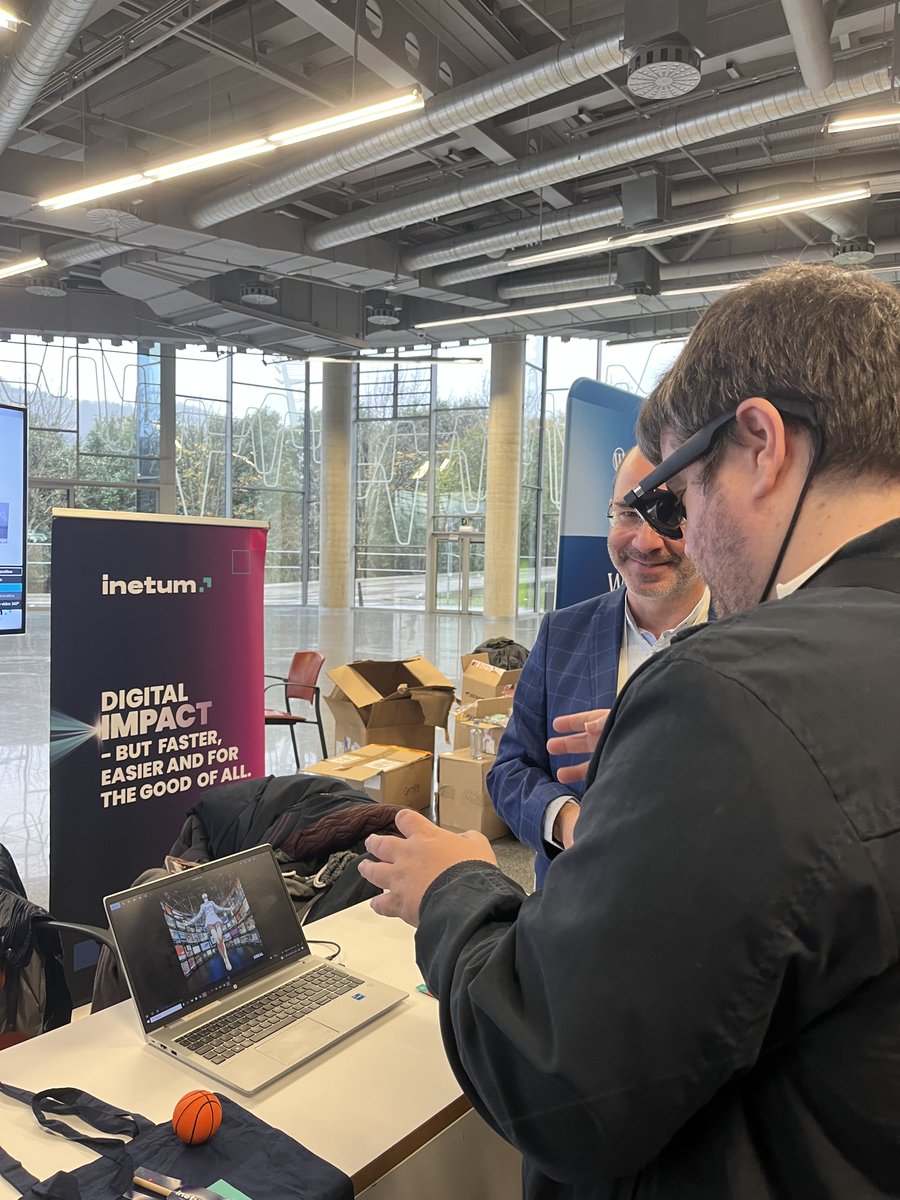 inetum_es's tweet image. #BilboStack25 
Presentamos las gafas de realidad aumentada xReal Air 2 Ultra.
Además, como expertos en #tecnología, os explicamos nuestro propósito por conseguir un impacto digital en las empresas, buscando también un beneficio para la sociedad.
Gracias a la organización 👏