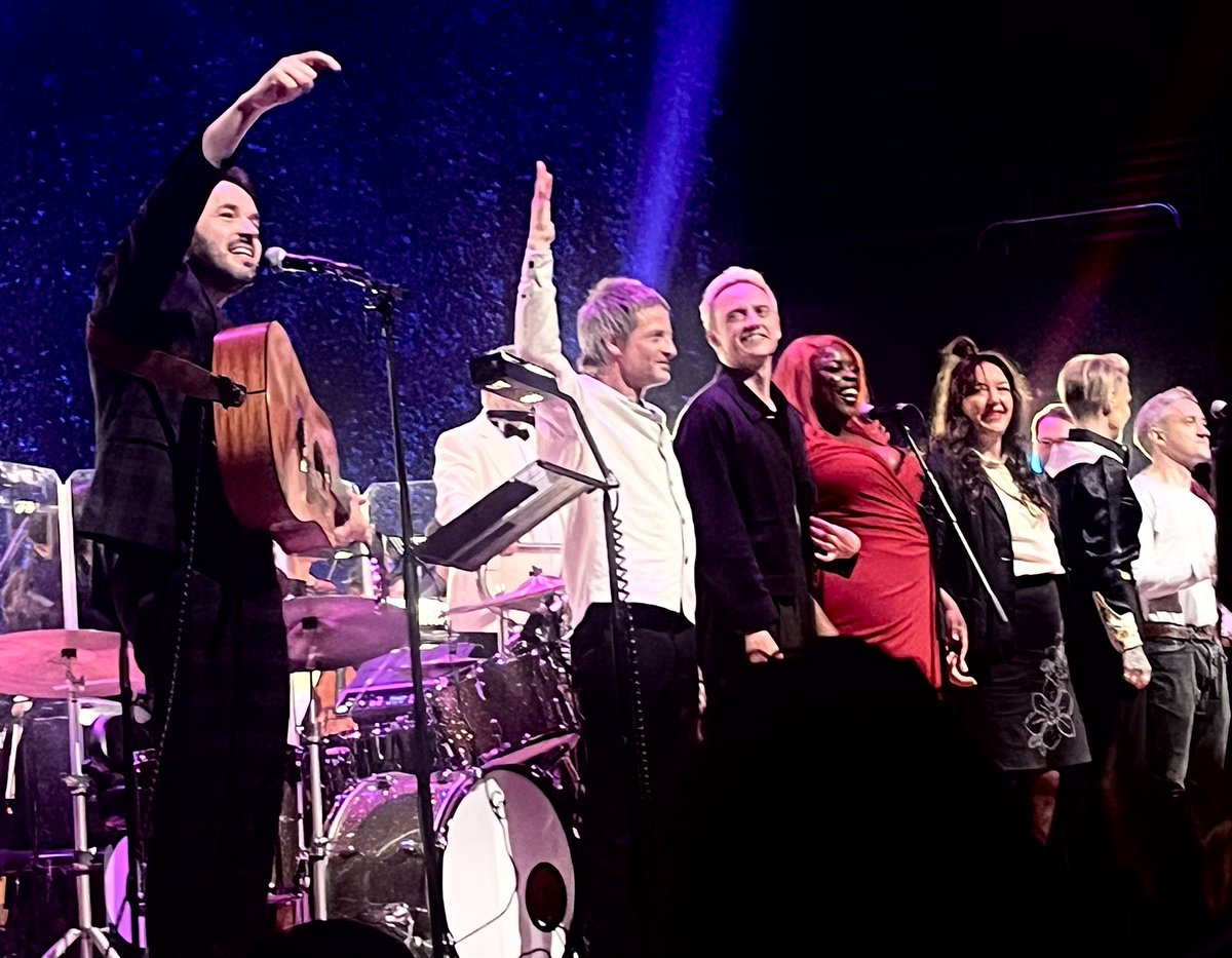 Jonathan Henderson (@jonoscotland) on Twitter photo A joyous and eclectic <a href="/ccfest/">Celtic Connections</a> Roaming Roots Revue last night with <a href="/roddyhart/">Roddy Hart</a> and many more with the excellent Royal Conservatoire Of Scotland Symphony Orchestra.
Nae spoilers - on again tonight!
<a href="/RCStweets/">Royal Conservatoire of Scotland</a> #CCFest25 A joyous and eclectic <a href="/ccfest/">Celtic Connections</a> Roaming Roots Revue last night with <a href="/roddyhart/">Roddy Hart</a> and many more with the excellent Royal Conservatoire Of Scotland Symphony Orchestra.
Nae spoilers - on again tonight!
<a href="/RCStweets/">Royal Conservatoire of Scotland</a> #CCFest25