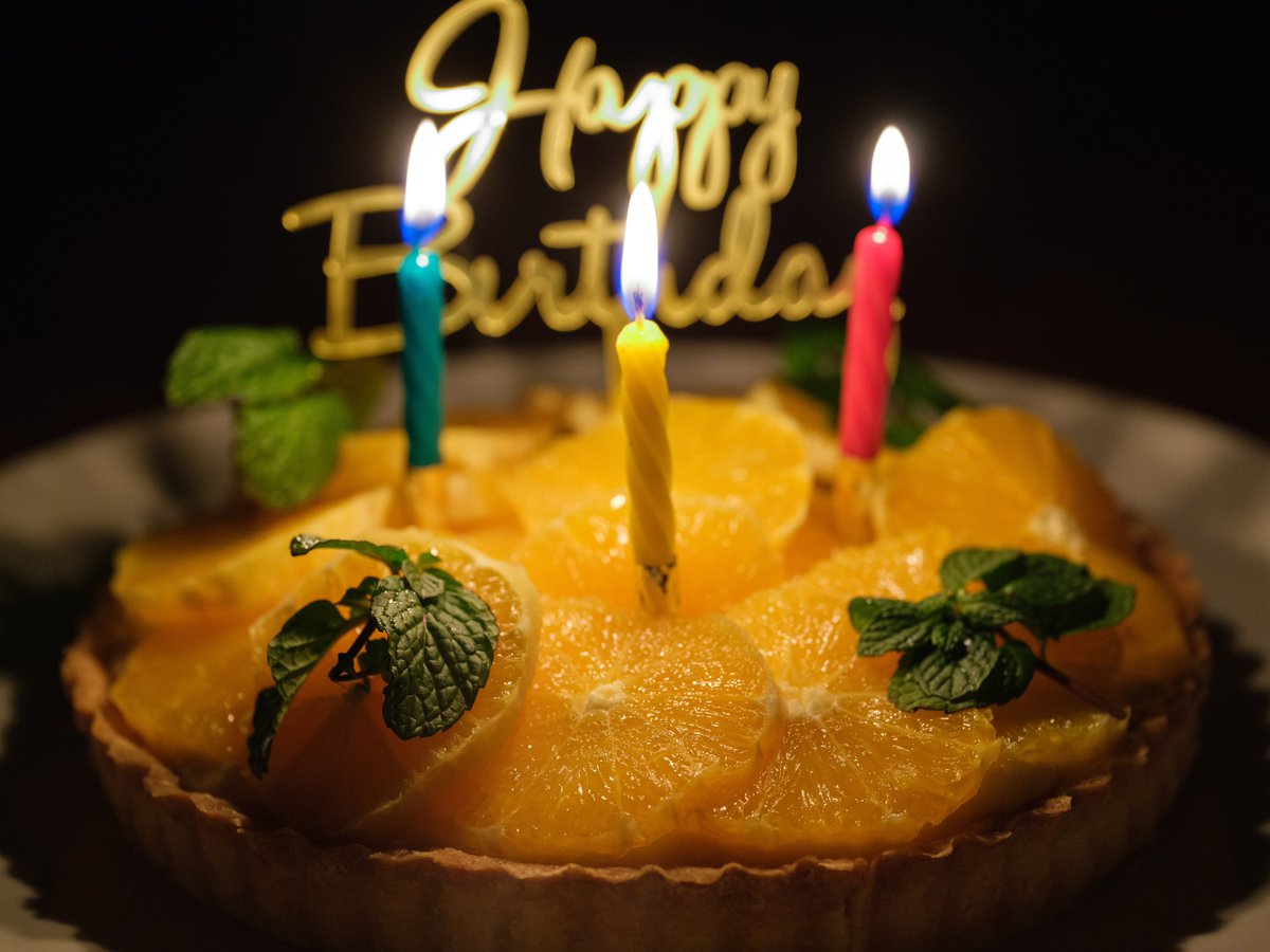 tepe777's tweet photo. おじさんの誕生日だよ。オレンジタルトを作ってもらいました。おいしかったです。
#手作りケーキ #誕生日ケーキ #タルト #オレンジタルト
#handmadecake #birthdaycake #orangetart https://t.co/bcsm5GAVHK