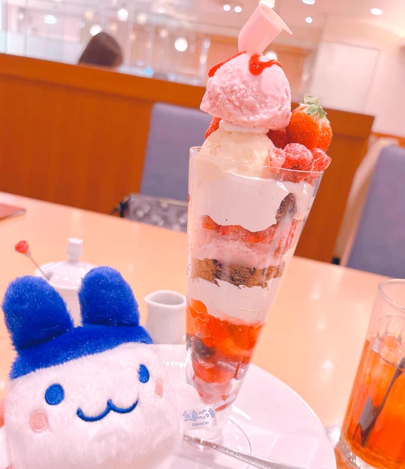 もうすぐ誕生日なので、すごい量の文房具その他を買ってしまいました ポケセンでワンパチのマグカップと、トキワの森モチーフのノートとかいう実質イエローちゃん概念のグッズも買えて大満足!!! みみっちぬいにも出会えて嬉しかった…!
