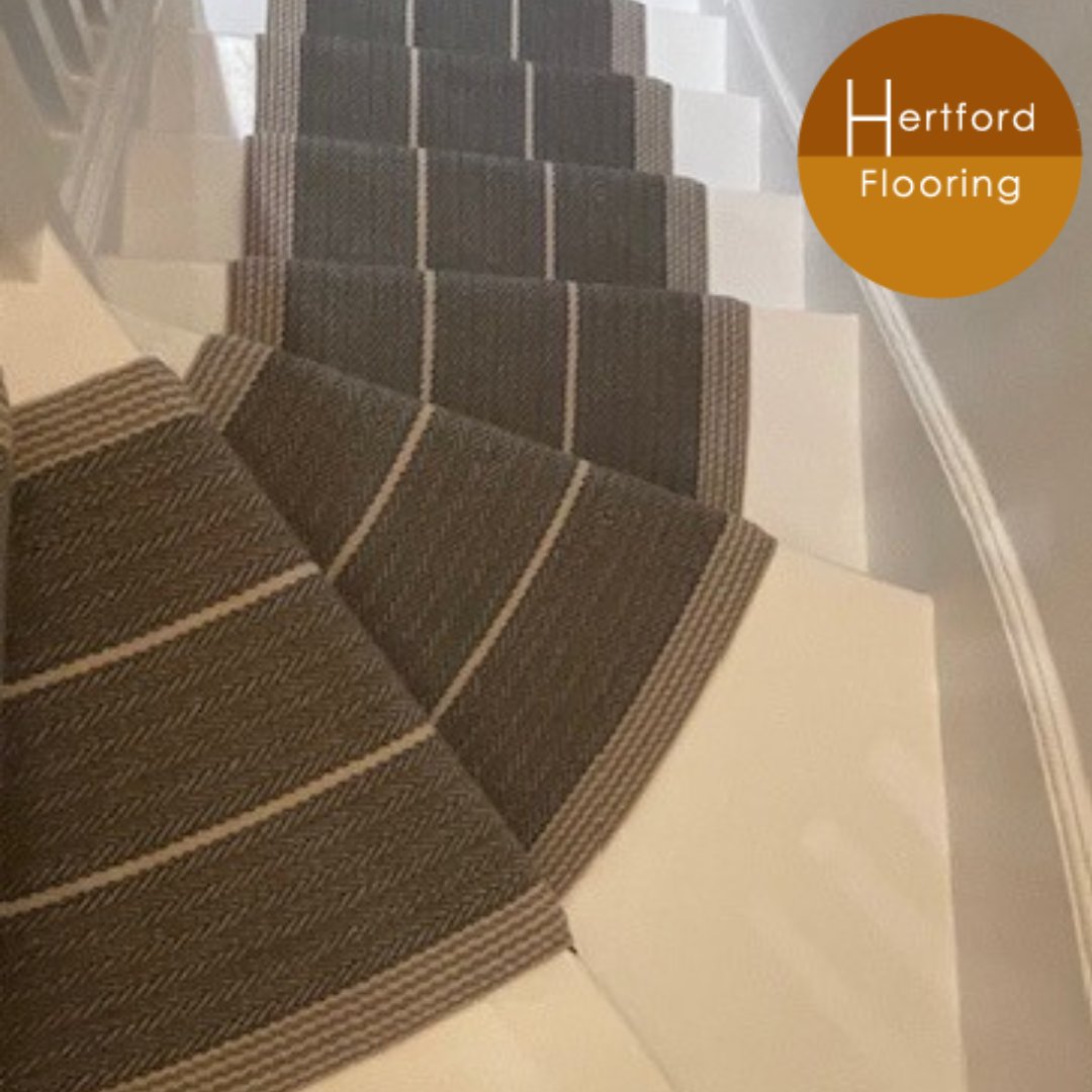 HertfordFloor's tweet photo. https://t.co/MgefB0WZx0
Check out this #beautiful #rogeroates #stairrunner
π π§‘π π§‘π π§‘π on #houzz
#theartofflatweave #design #carpet #classic #elegant #ideas #hertfordflooring #discerninglydifferent
π π§‘π π§‘π π§‘π π§‘π https://t.co/2OZQQaAgJX